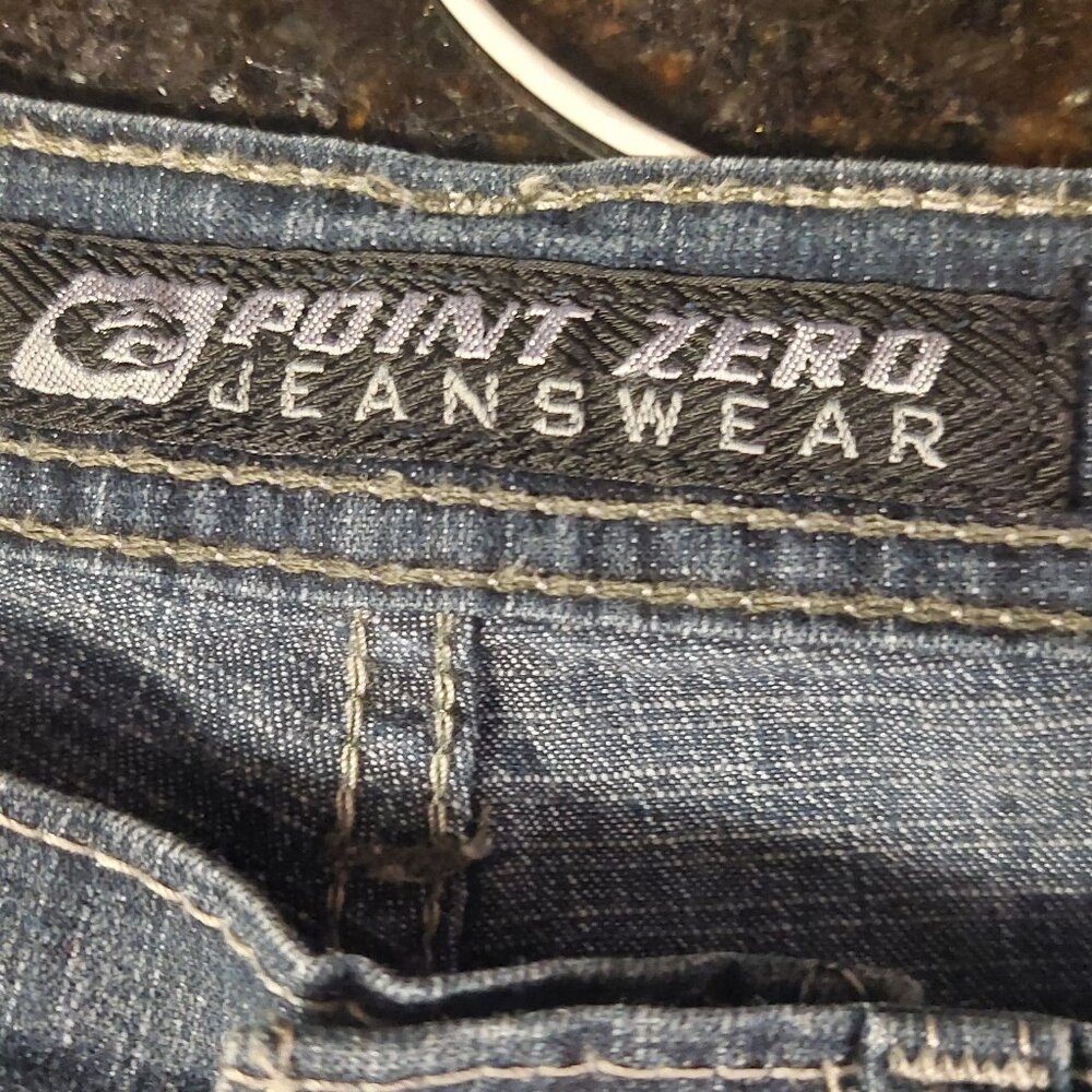 Point Zero Jeans - Picture 2 of 8